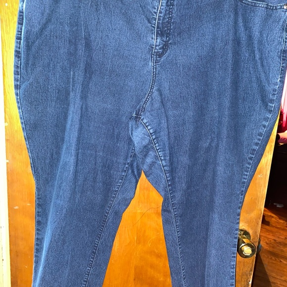 Pants - Picture 3 of 4